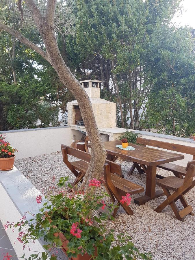 Apartments With A Parking Space Novalja, Pag - 6504 Exterior foto